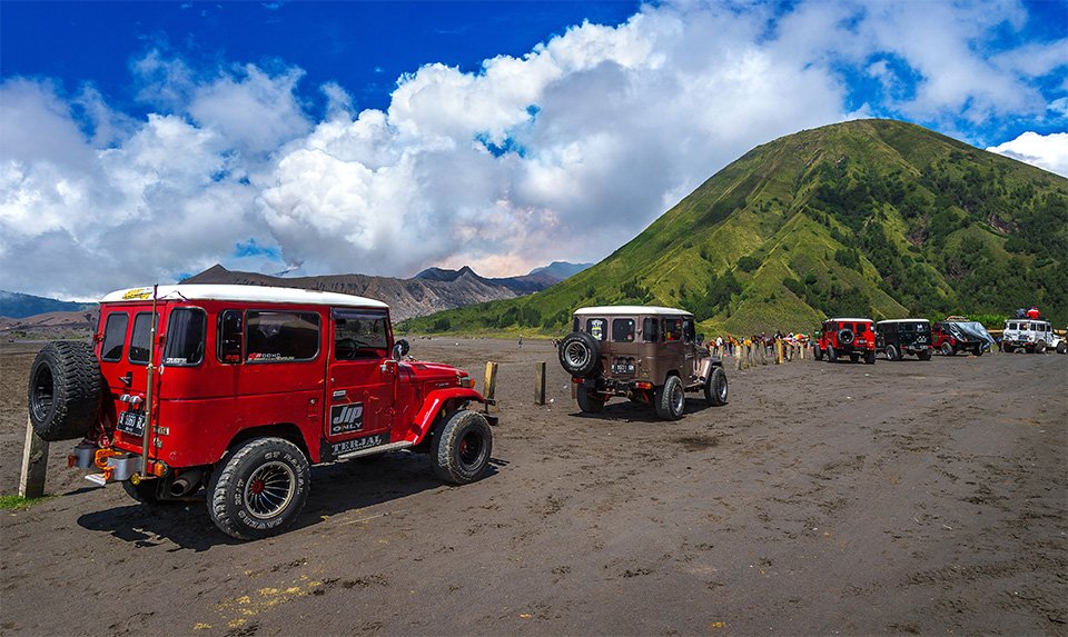 Paket Outbound – Team Building